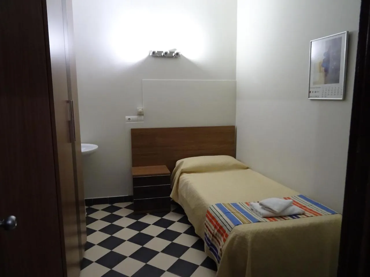 Hostal Ritzi Palma de Mallorca Guest house